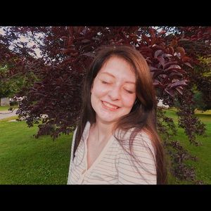 Meet your Posher, Abby